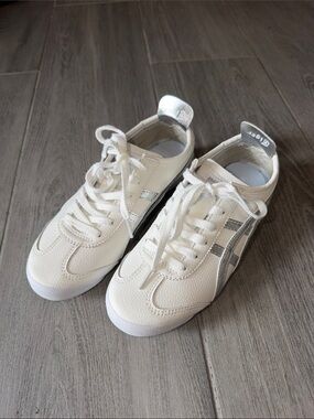 Onitsuka Tiger by Asics Women's White and Silver Sneakers